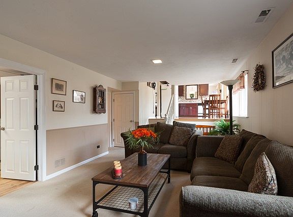 Family room to kitchen