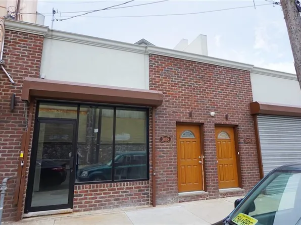 3018 Richmond Ter, Staten Island, NY 10303