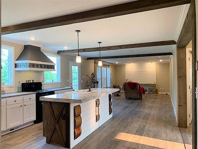 2nd image of 17069 N High Way #7
