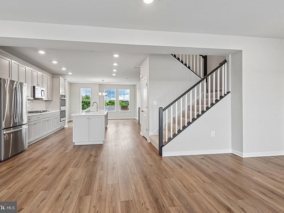 1st image of 19548 Village Walk Dr