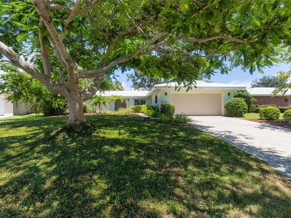 3337 Spring Mill Cir, Sarasota, FL 34239