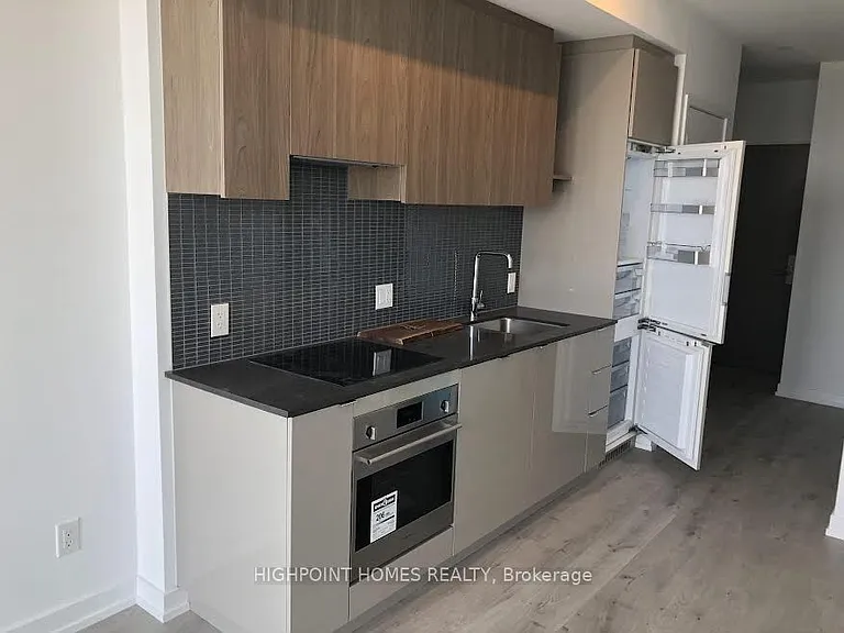 161 Roehampton Ave #4312 — Photo 24
