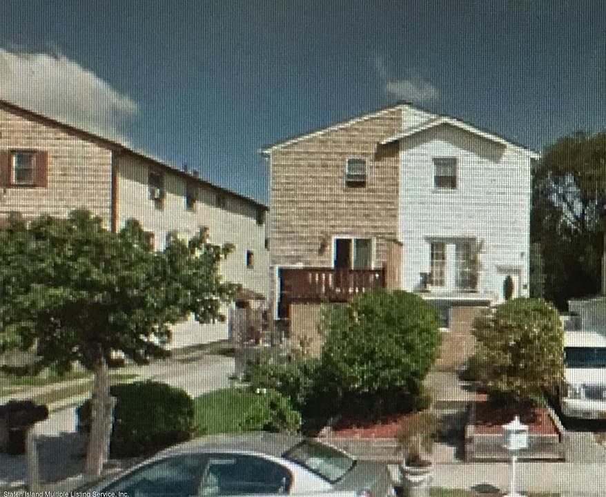 1st image of 211 Ada Dr