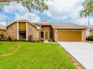 2826 Mesquite Dr, Sugar Land, TX 77479
