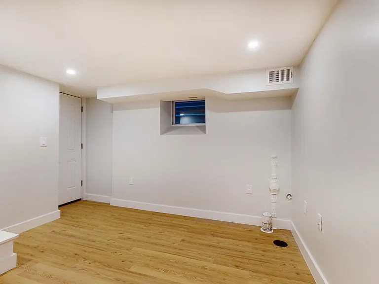 138 Shippen St #1 — Photo 20