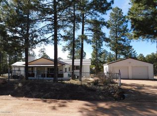 2876 Wildcat Trl, Overgaard, AZ 85933