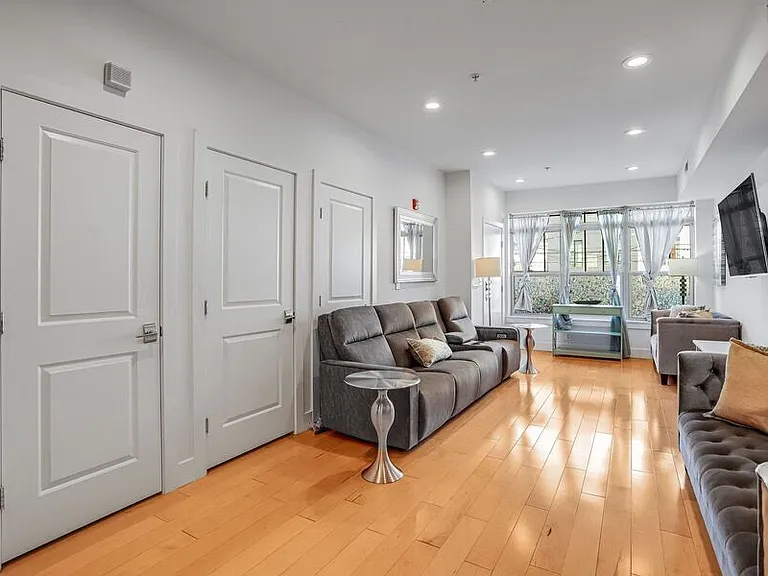816 Kennedy St NW #2 — Photo 9