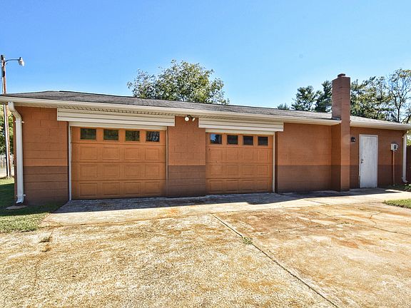 2nd image of 5635 Bertie Ave