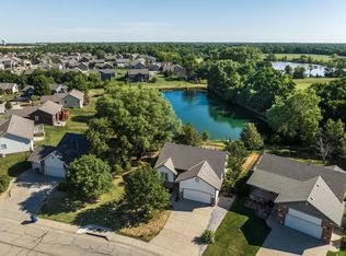 1730 N Walnut Creek Dr, Derby, KS 67037