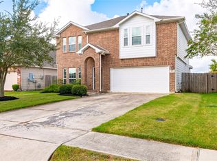 512 Forest Village Cir, La Marque, TX 77568
