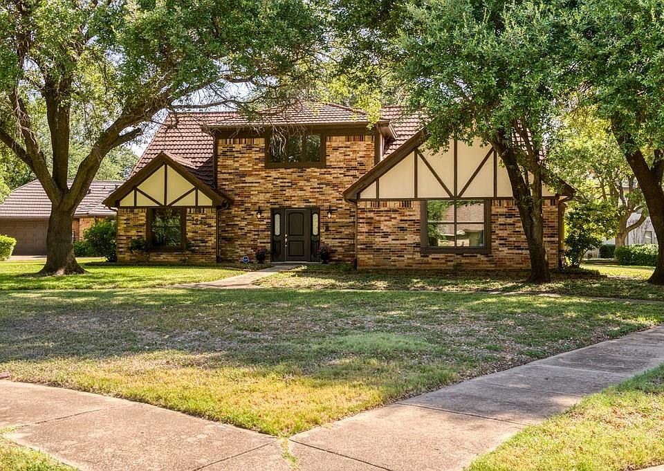 1st image of 3625 Lake Pontchartrain Dr