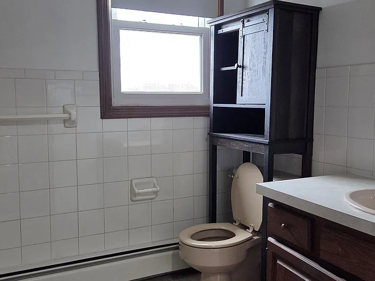 Full Bathroom on 2nd floor.