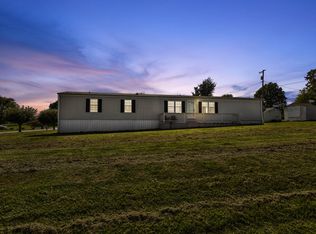 47 Oaklawn Dr, Sharpsburg, KY 40374