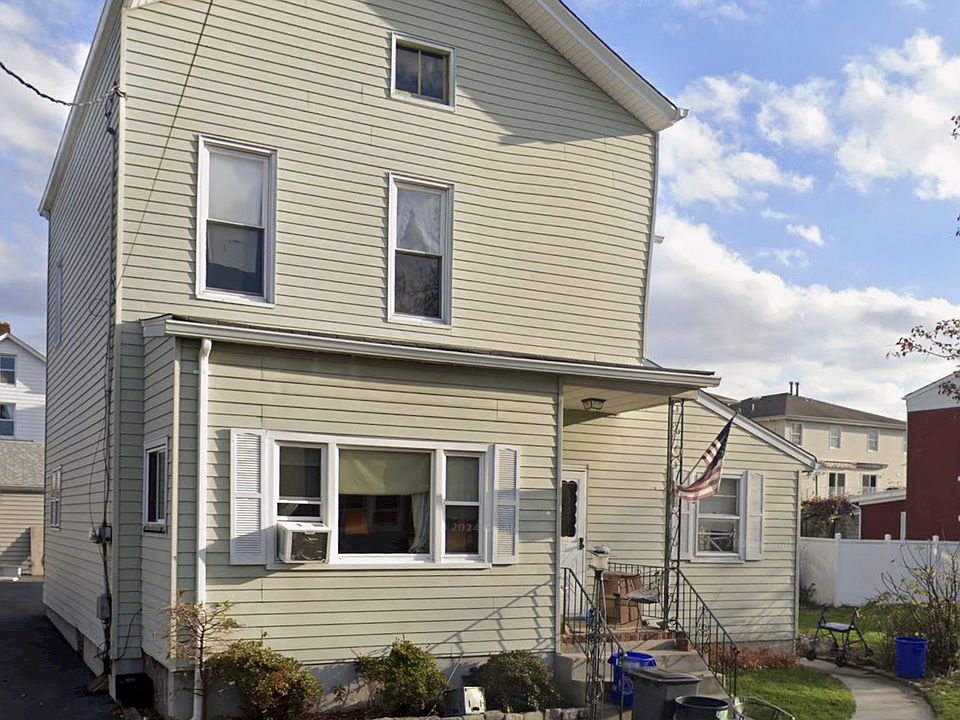 1st image of 323 2nd St