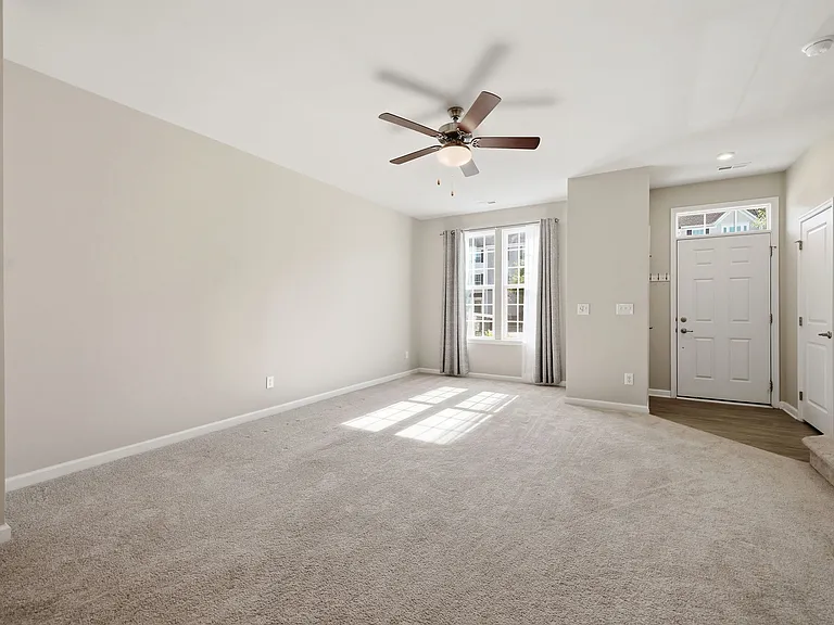 8719 Red Canyon Way — Photo 4