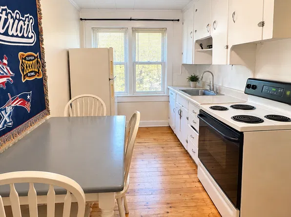 2 Pleasant Street, Orono ME