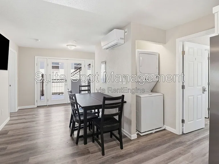 160 Harrison Ave #E3 — Photo 17