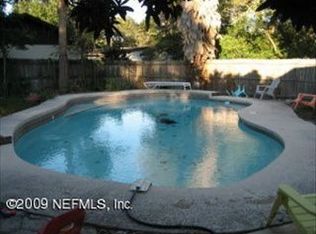 6821 Peter Pan Pl, Jacksonville, FL 32210
