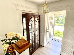 (Undisclosed Address), Great Neck, NY 11023