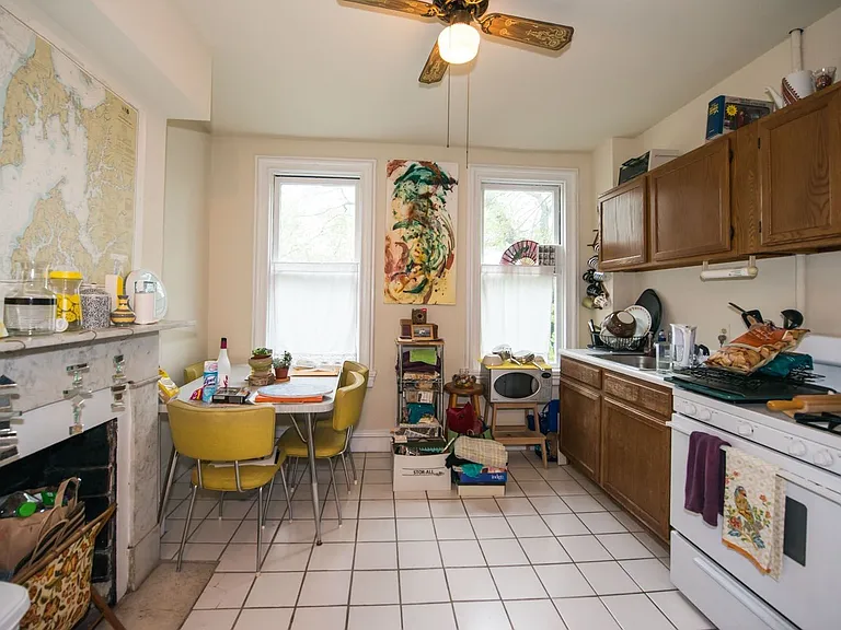 1706 Bolton St — Photo 16