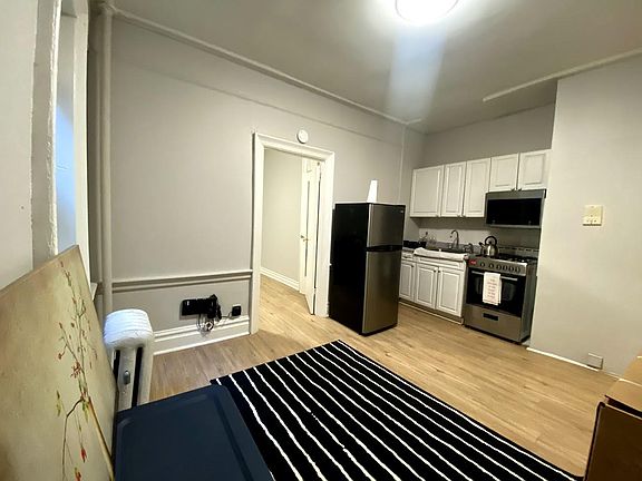 5th image of 58 Van Reypen St #225