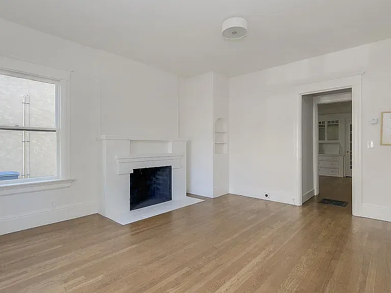1 bed, 700 sqft, $3,295 — Photo 2
