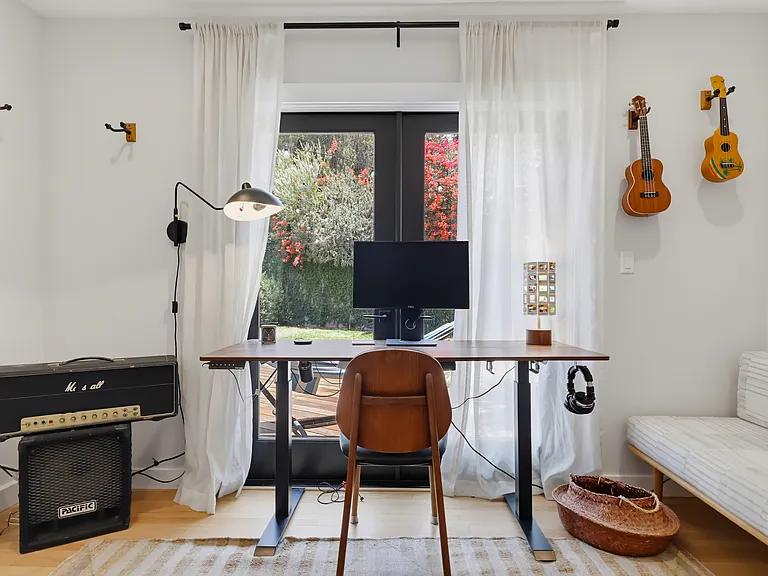 Candace Pl — Photo 29