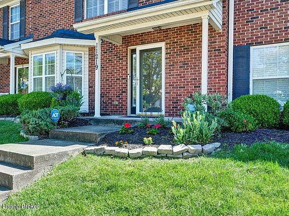 2nd image of 11219 Sandwood Pl
