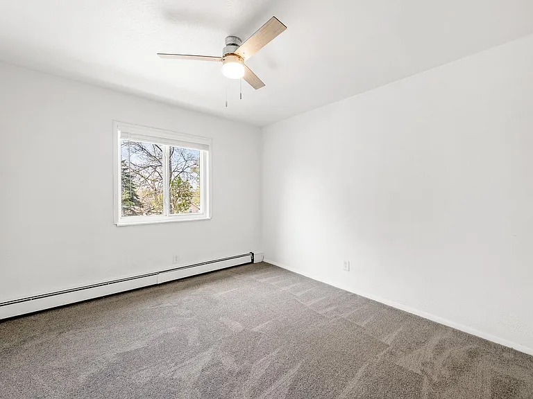 91 Elevator Ave #H21 — Photo 12