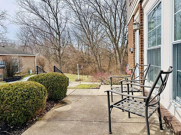 3rd image of 21 Sunnyside Dr