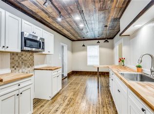 822 S Grand Ave, Gainesville, TX 76240