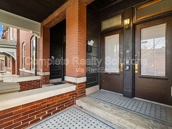 2nd image of 2042 Russell Blvd #2F