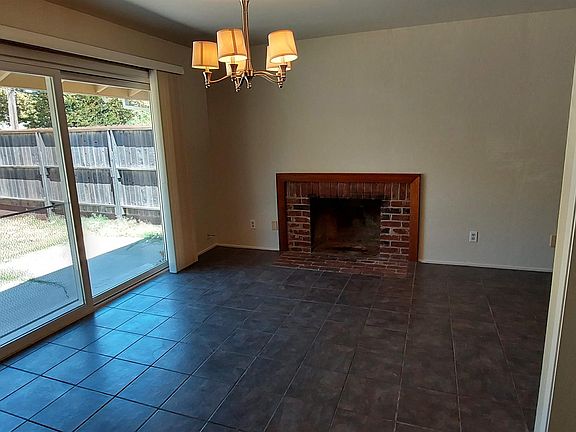 4th image of 3412 Grenoble Way