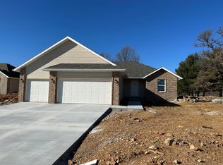 103 Melton Rd, Ozark, MO 65721