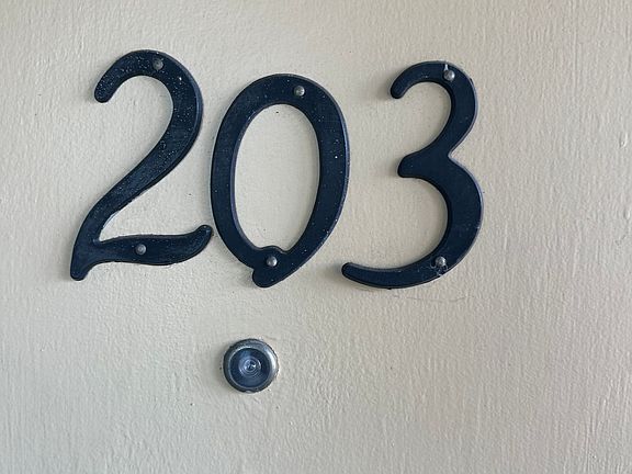 3rd image of 4531 Woodman Ave #203