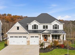 321 Crest Ln, Mars, PA 16046