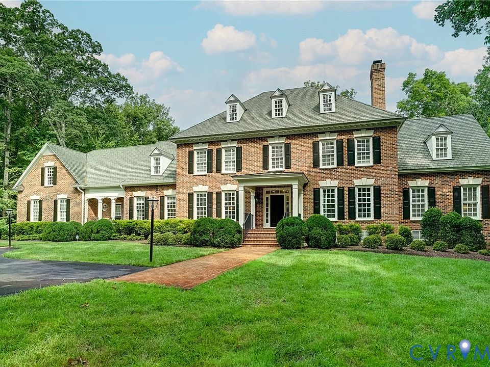 1st image of 910 Merchant Lee Pl