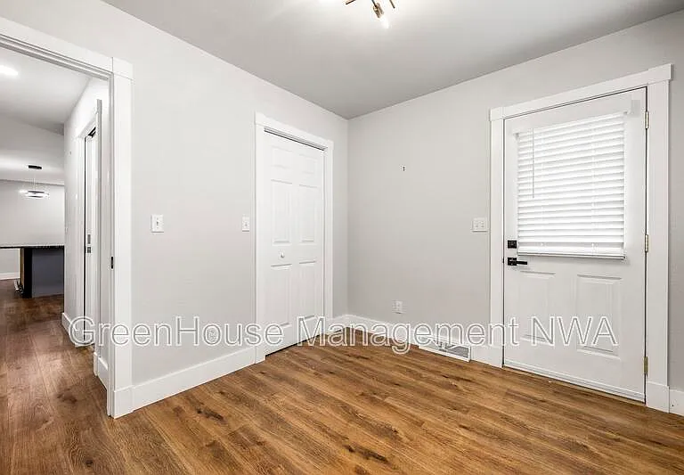 808 NW 11th St #808NW11TH — Photo 13