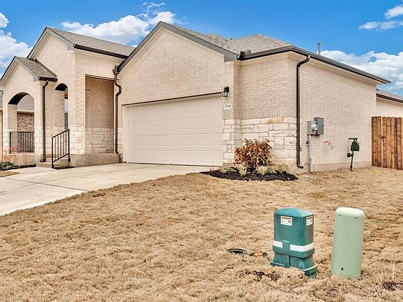 3rd image of 17916 Curio Dr