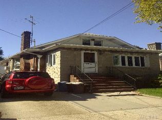 15920 101st St, Howard Beach, NY 11414