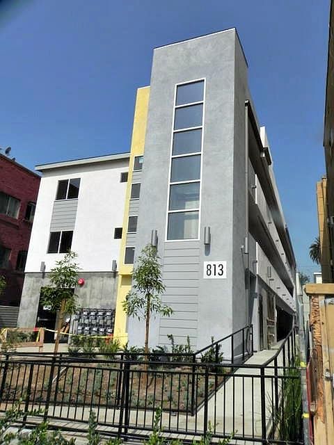 1st image of 813 S Union Ave APT 301