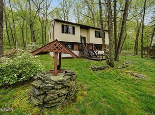 508 Forest Dr, Lords Valley, PA