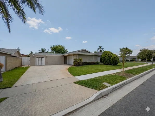6621 Lennox Dr, Huntington Beach, CA 92647