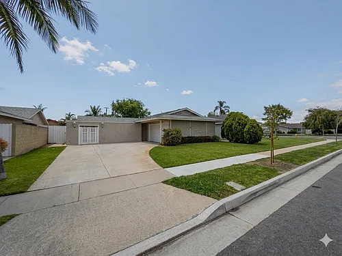 6621 Lennox Dr Photo 1