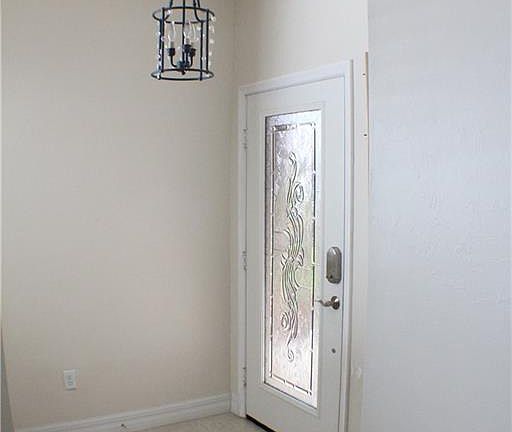 3rd image of 2293 Granby Dr