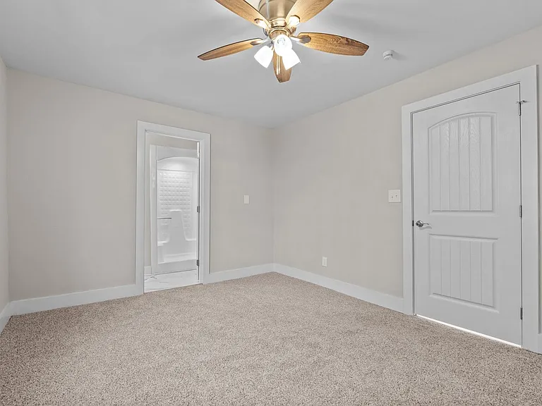 1920 Greenpath Rd — Photo 16