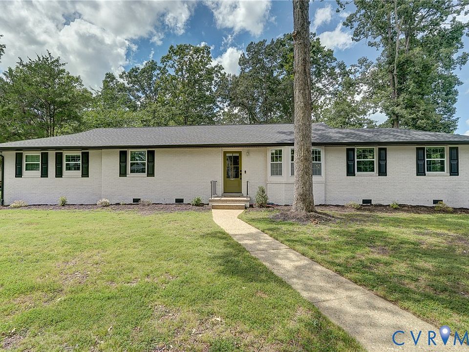 1st image of 1950 Woodmont Dr