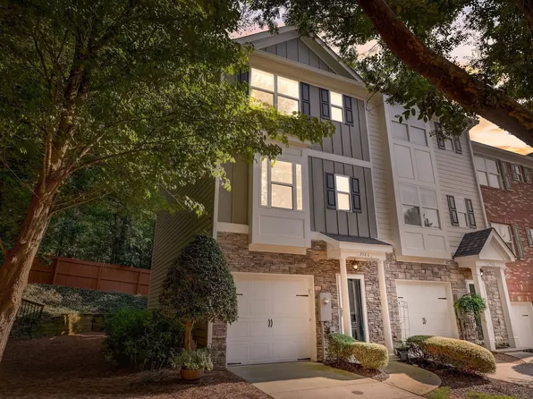 2986 Lauren Parc Rd, Decatur, GA 30032