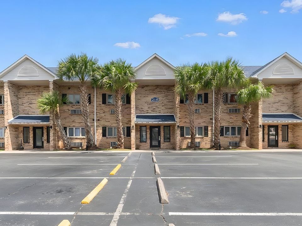 1st image of 218 Double Eagle Dr. #E2