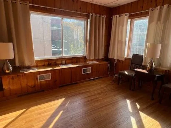 192 Hill St Floor 1, Troy, NY 12180